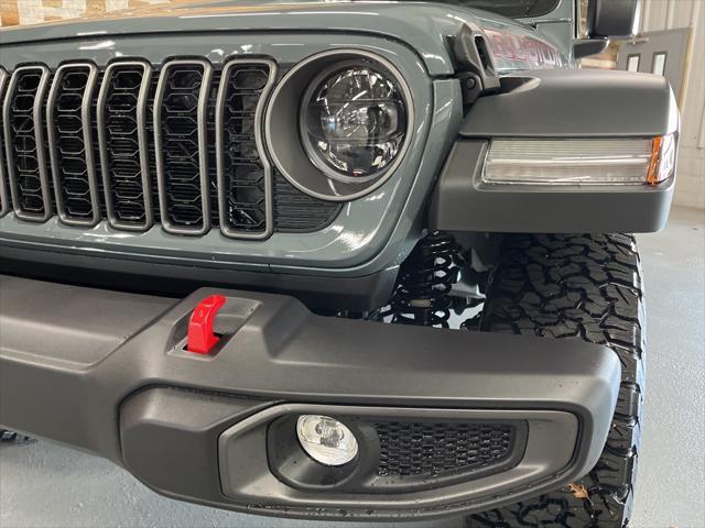 new 2025 Jeep Wrangler car, priced at $57,500