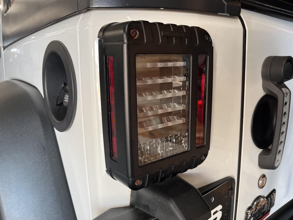 used 2017 Jeep Wrangler Unlimited car, priced at $27,400