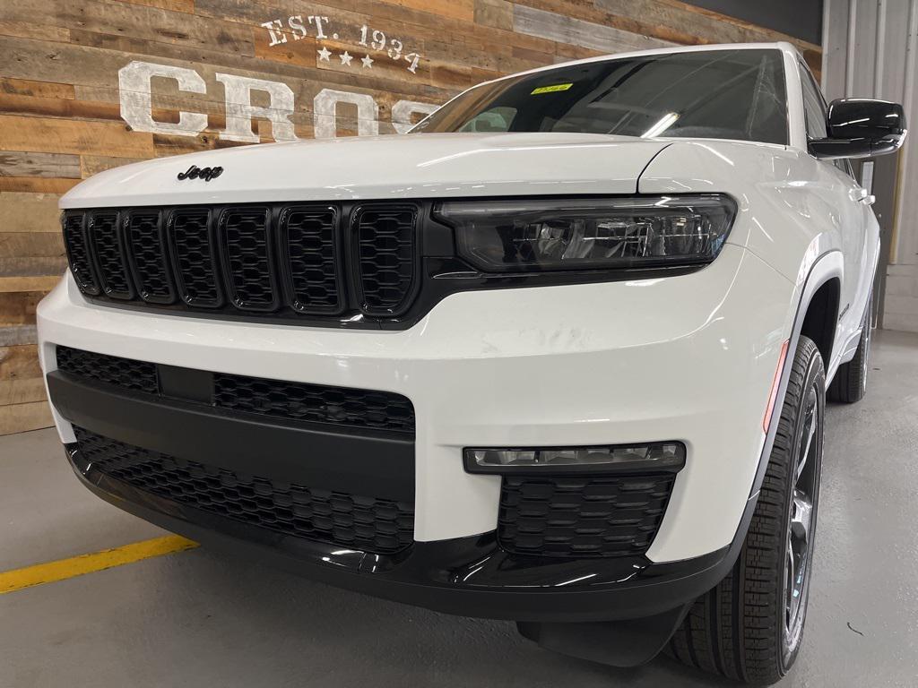 new 2025 Jeep Grand Cherokee L car, priced at $44,345