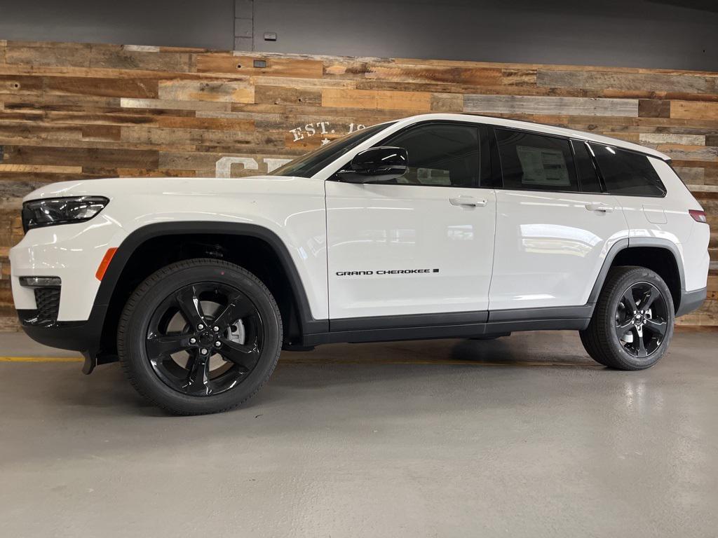 new 2025 Jeep Grand Cherokee L car, priced at $44,345