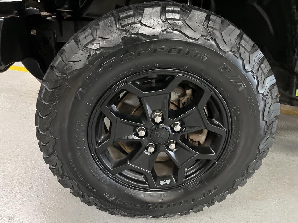 used 2021 Jeep Gladiator car, priced at $31,000