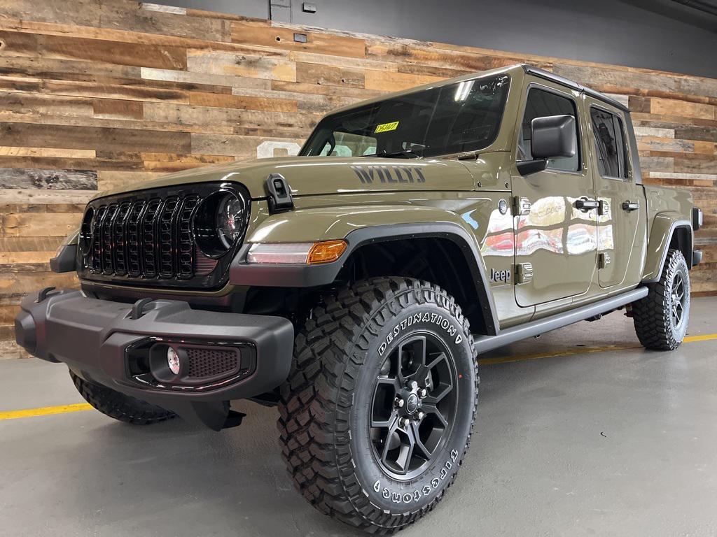 new 2026 Jeep Gladiator car, priced at $47,610