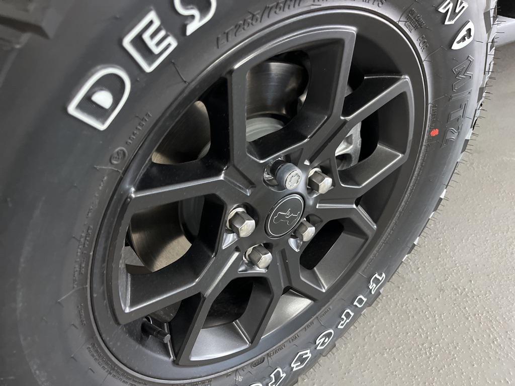 new 2026 Jeep Gladiator car, priced at $47,610