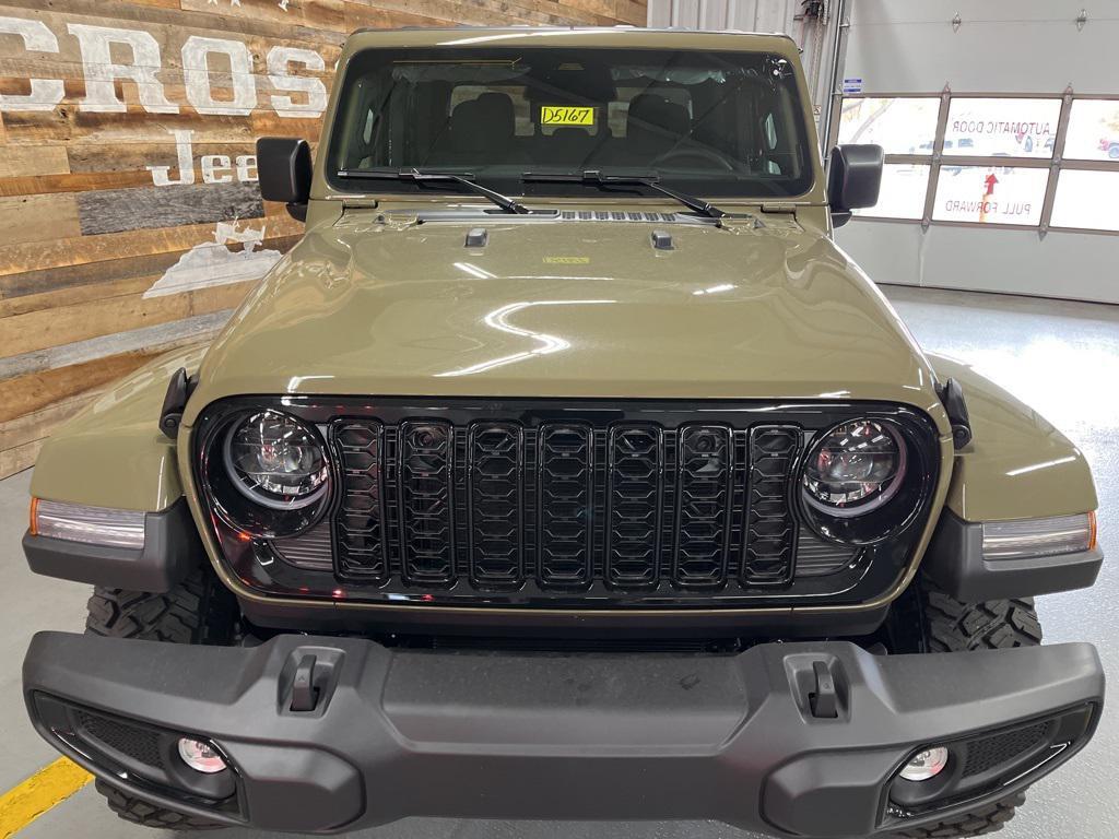 new 2026 Jeep Gladiator car, priced at $47,610