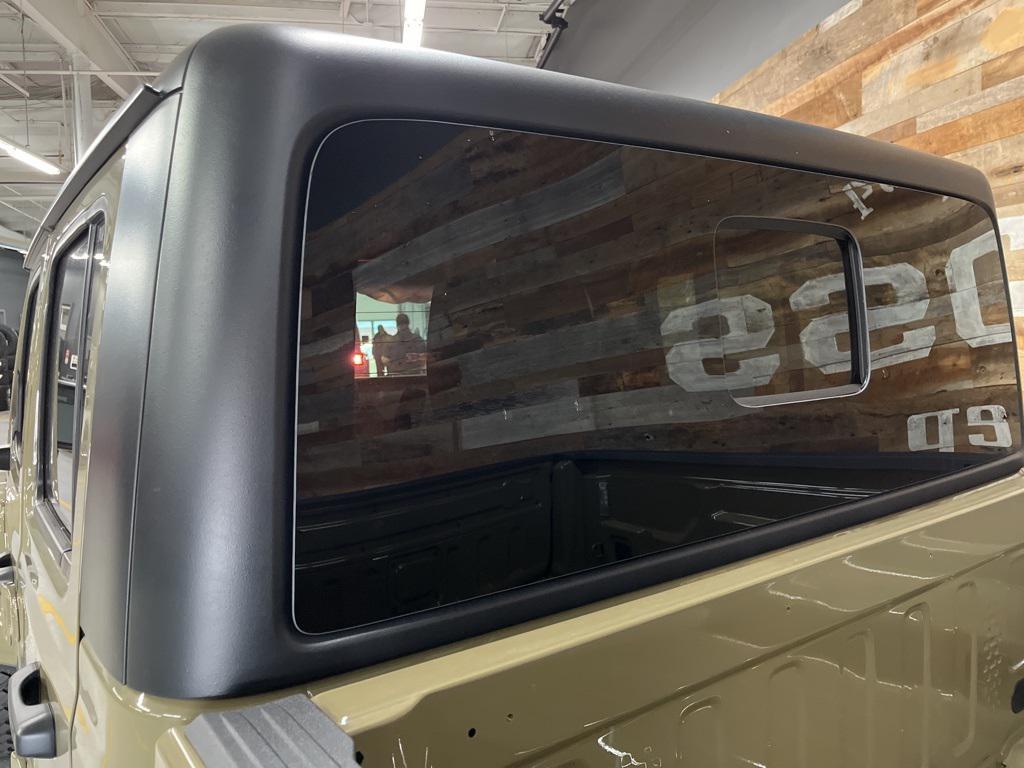 new 2026 Jeep Gladiator car, priced at $47,610