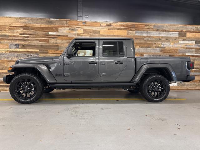 new 2025 Jeep Gladiator car, priced at $41,885