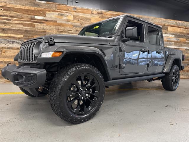 new 2025 Jeep Gladiator car, priced at $41,885