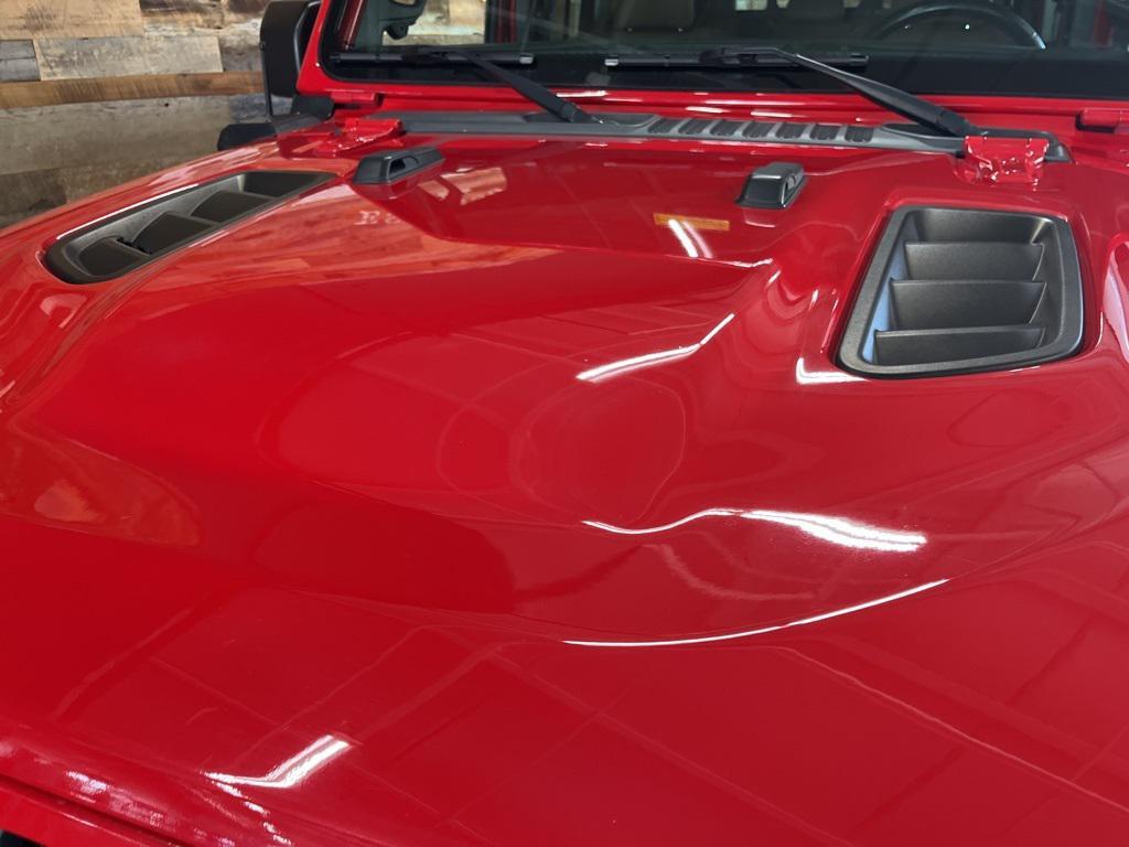 used 2020 Jeep Gladiator car, priced at $36,209