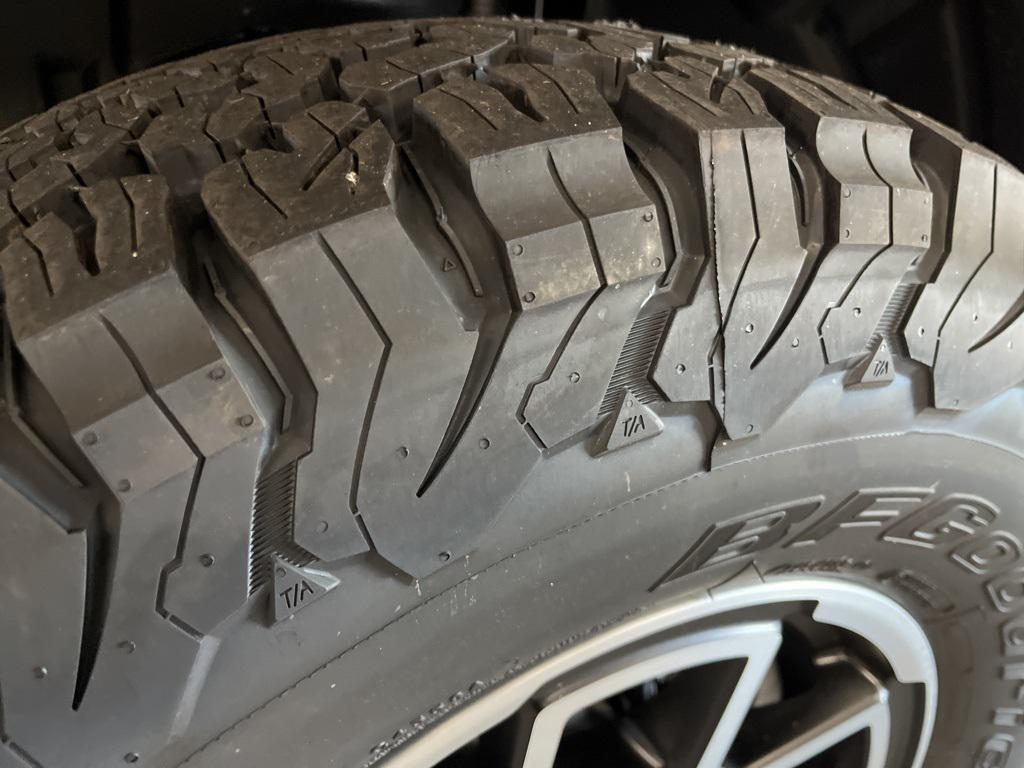 new 2026 Jeep Wrangler car, priced at $59,667