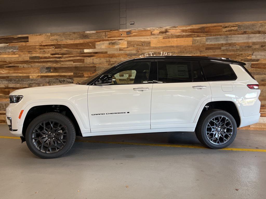 new 2025 Jeep Grand Cherokee L car, priced at $62,000