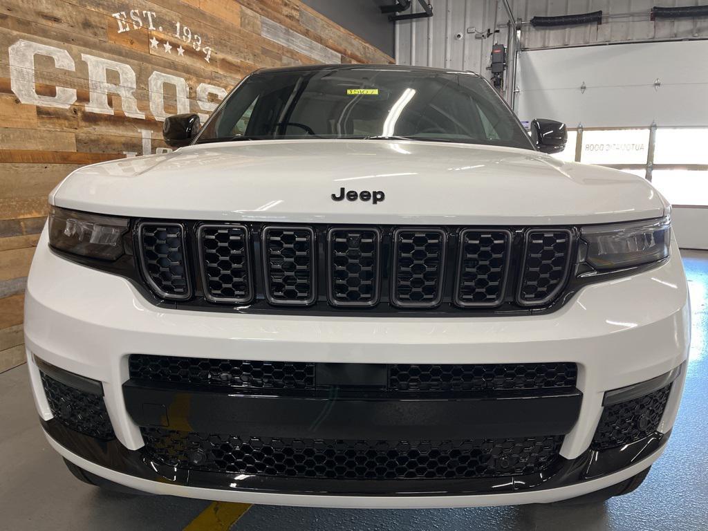 new 2025 Jeep Grand Cherokee L car, priced at $62,000