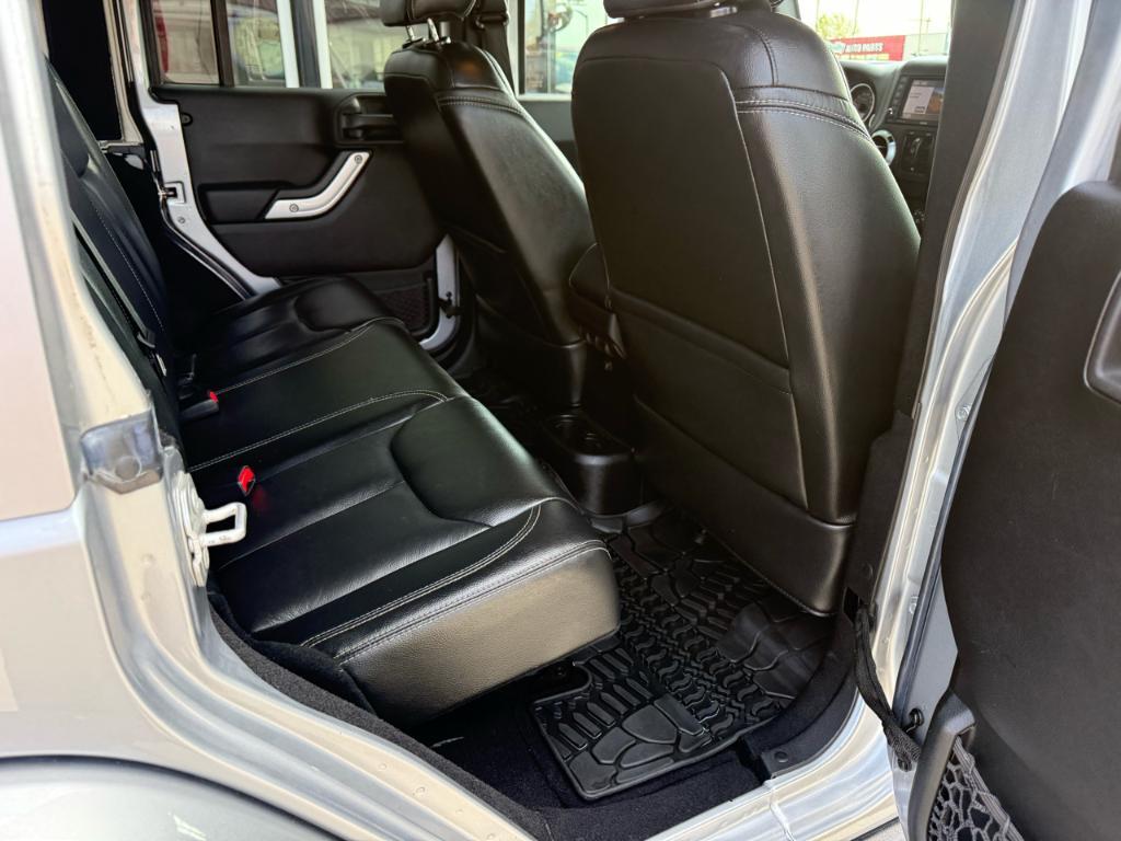 used 2015 Jeep Wrangler Unlimited car, priced at $22,900