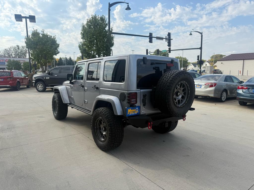 used 2015 Jeep Wrangler Unlimited car, priced at $22,900