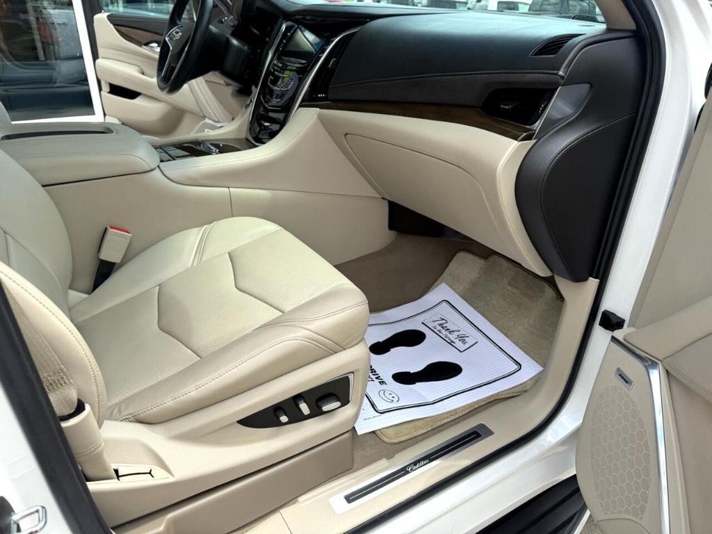 used 2019 Cadillac Escalade car, priced at $31,900
