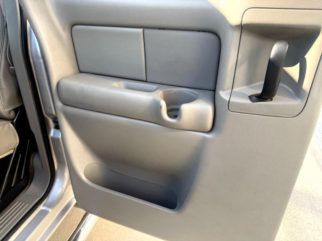 used 2004 GMC Sierra 2500 car, priced at $21,900
