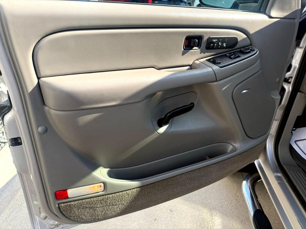used 2004 GMC Sierra 2500 car, priced at $21,900