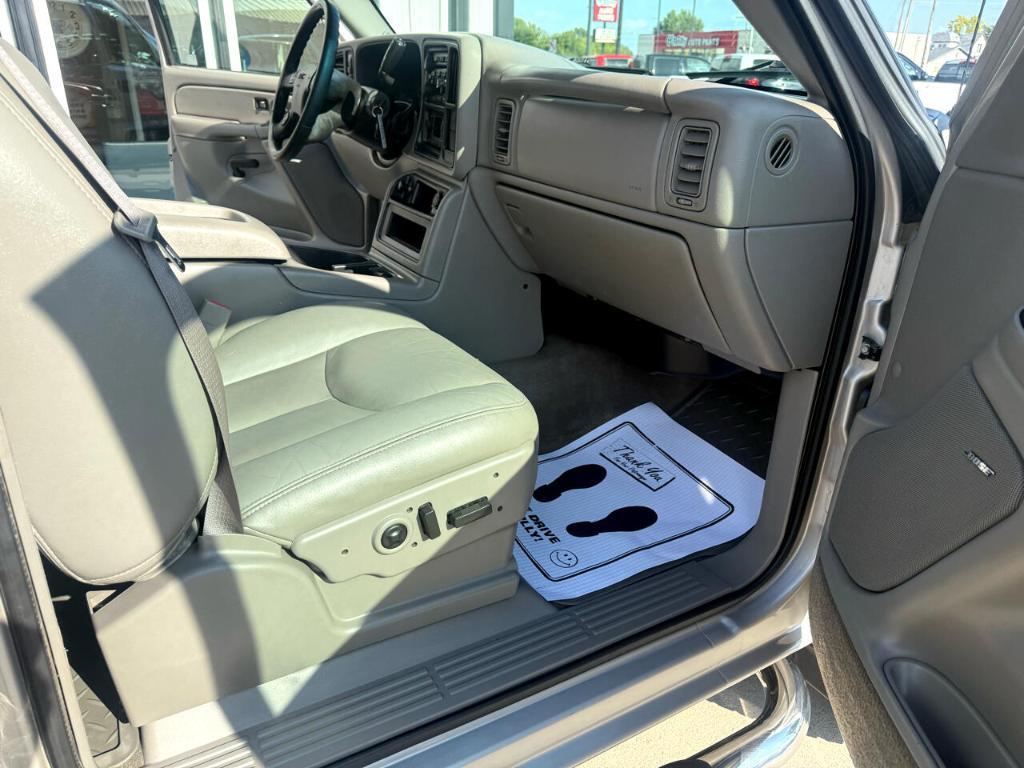 used 2004 GMC Sierra 2500 car, priced at $21,900