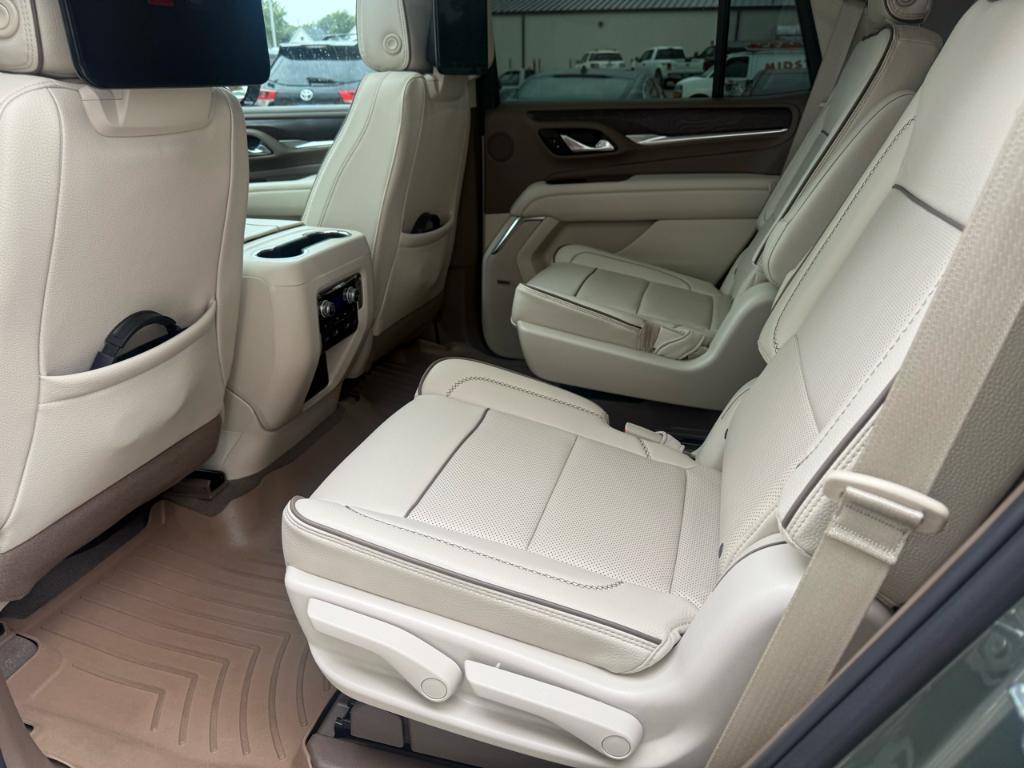 used 2023 GMC Yukon car, priced at $66,900