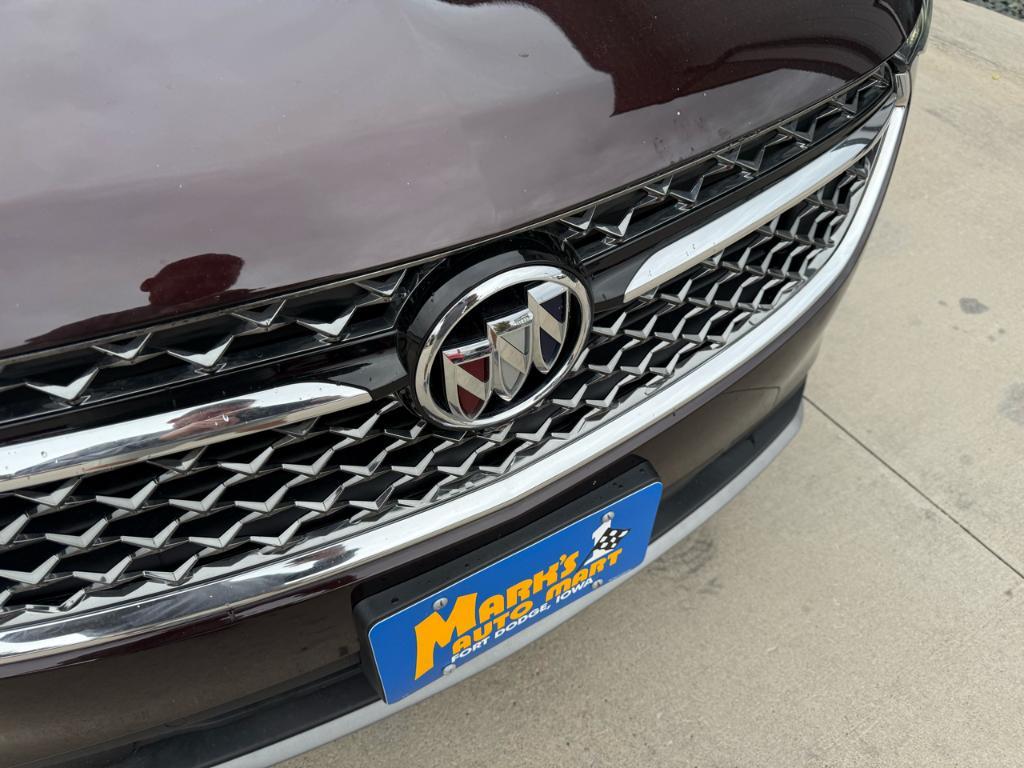 used 2022 Buick Envision car, priced at $29,900
