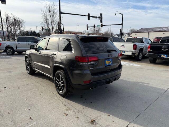 used 2017 Jeep Grand Cherokee car, priced at $18,900