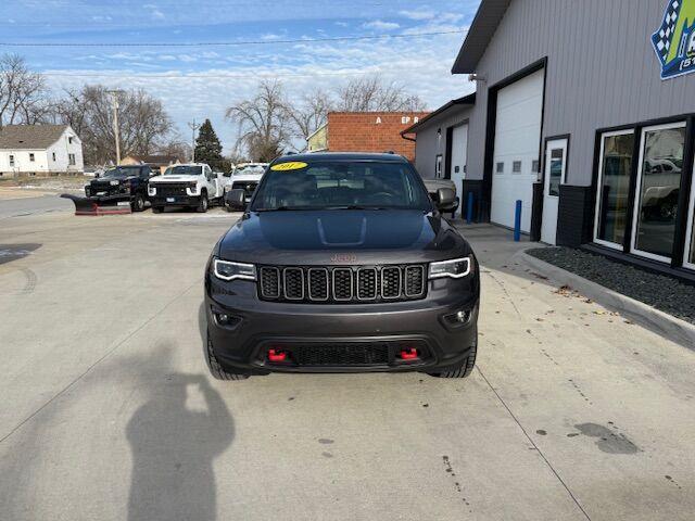 used 2017 Jeep Grand Cherokee car, priced at $18,900