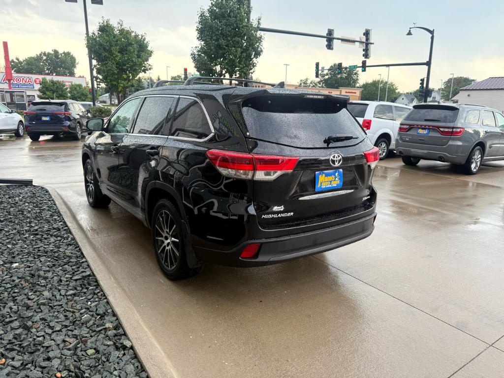 used 2017 Toyota Highlander car, priced at $22,900