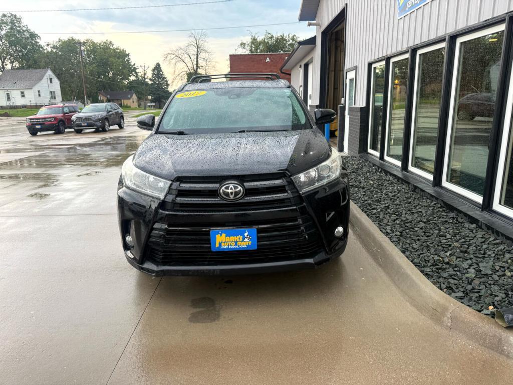 used 2017 Toyota Highlander car, priced at $22,900