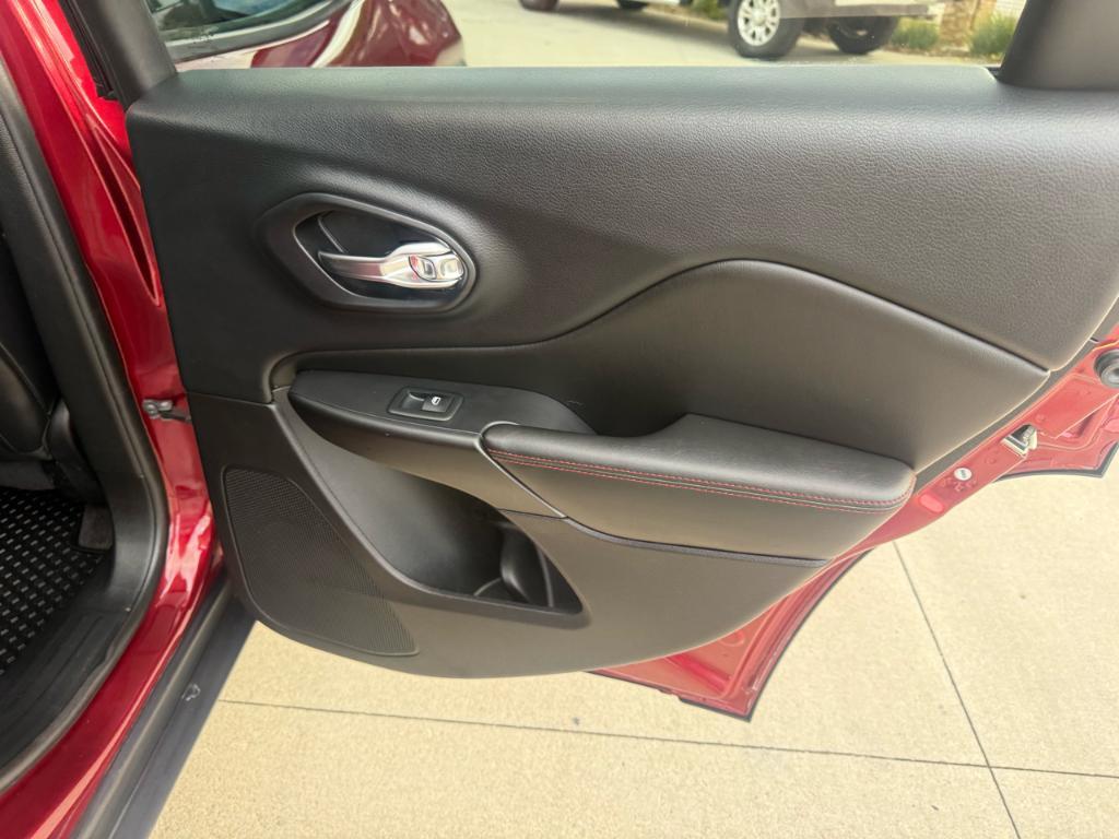 used 2019 Jeep Cherokee car, priced at $19,900
