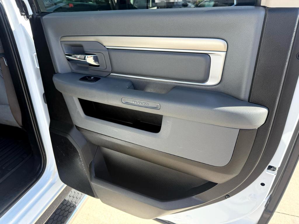 used 2019 Ram 1500 Classic car, priced at $24,900