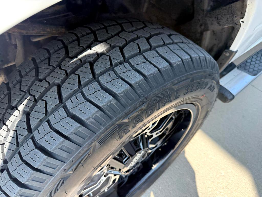 used 2019 Ram 1500 Classic car, priced at $25,900