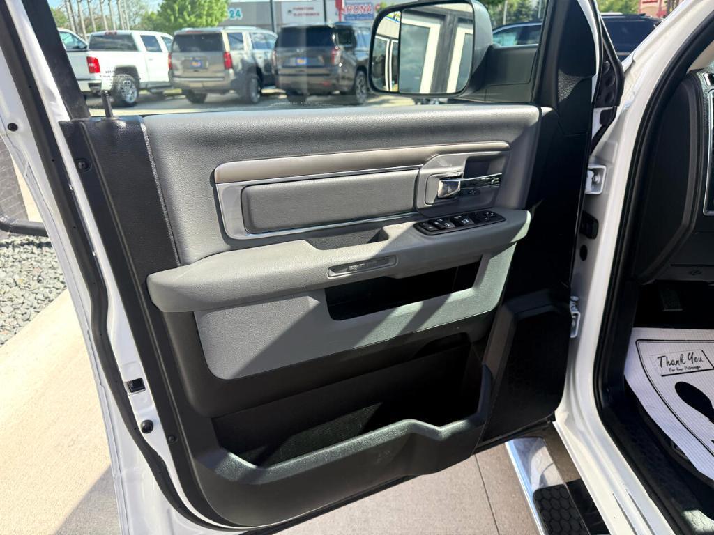 used 2019 Ram 1500 Classic car, priced at $24,900