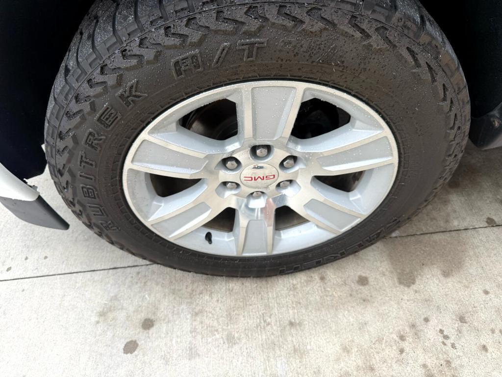 used 2018 GMC Sierra 1500 car, priced at $27,900
