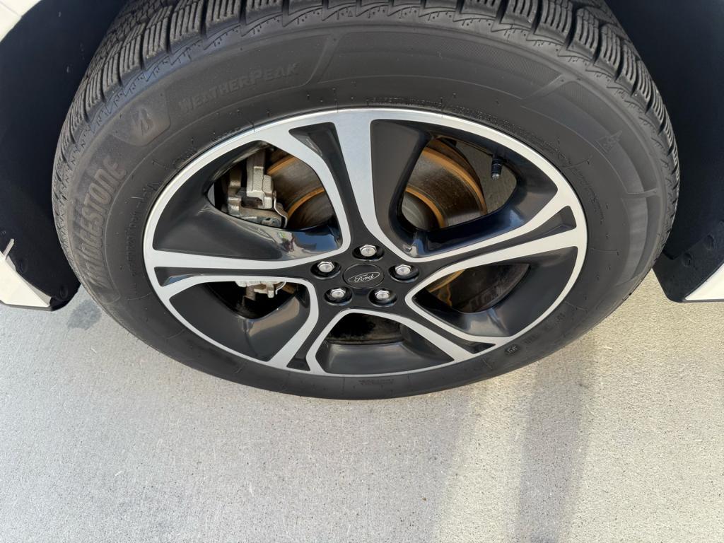 used 2019 Ford Edge car, priced at $23,900