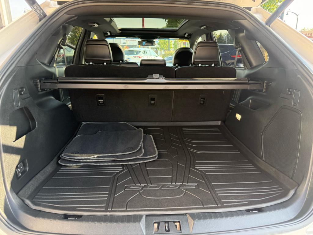 used 2019 Ford Edge car, priced at $23,900