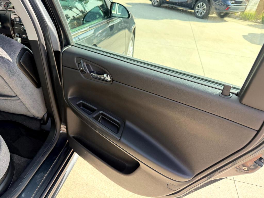 used 2014 Chevrolet Impala Limited car, priced at $10,900