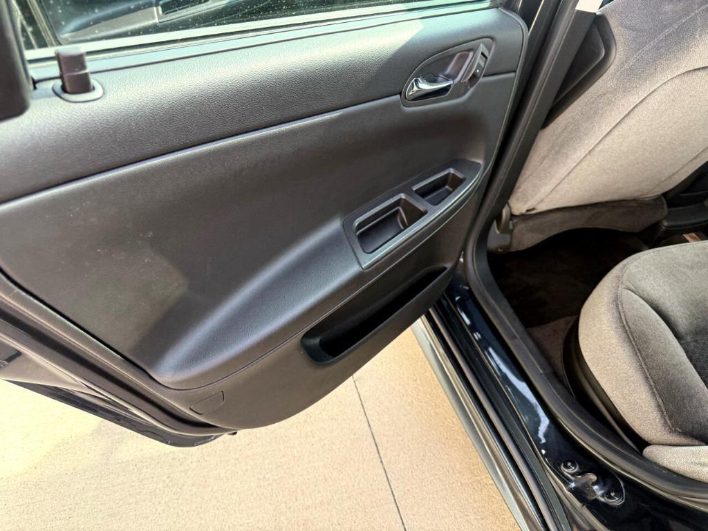 used 2014 Chevrolet Impala Limited car, priced at $10,900
