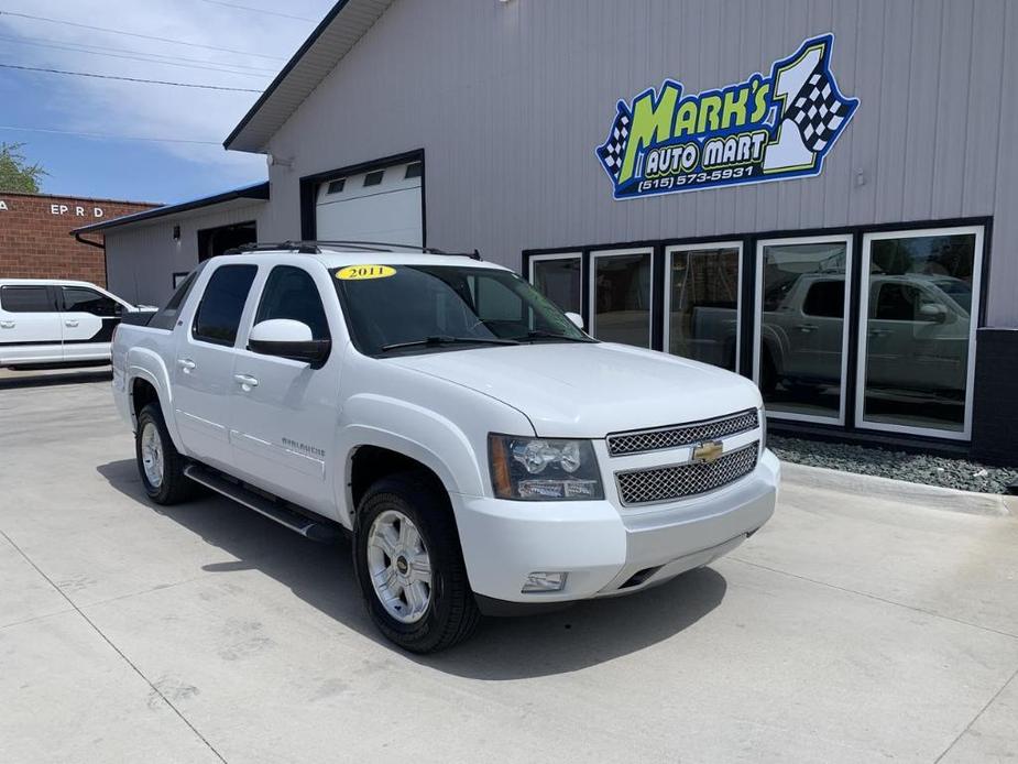used 2011 Chevrolet Avalanche car, priced at $17,900