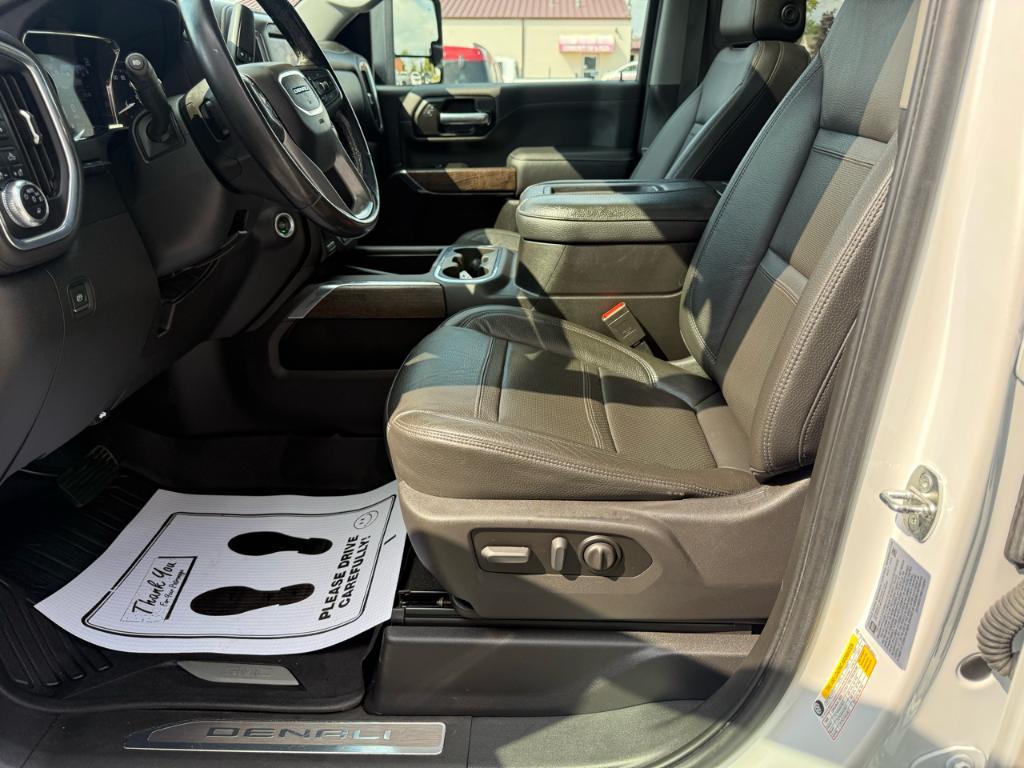 used 2022 GMC Sierra 2500 car, priced at $59,900