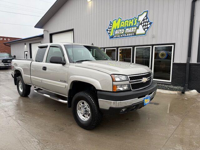 used 2006 Chevrolet Silverado 2500 car, priced at $25,900