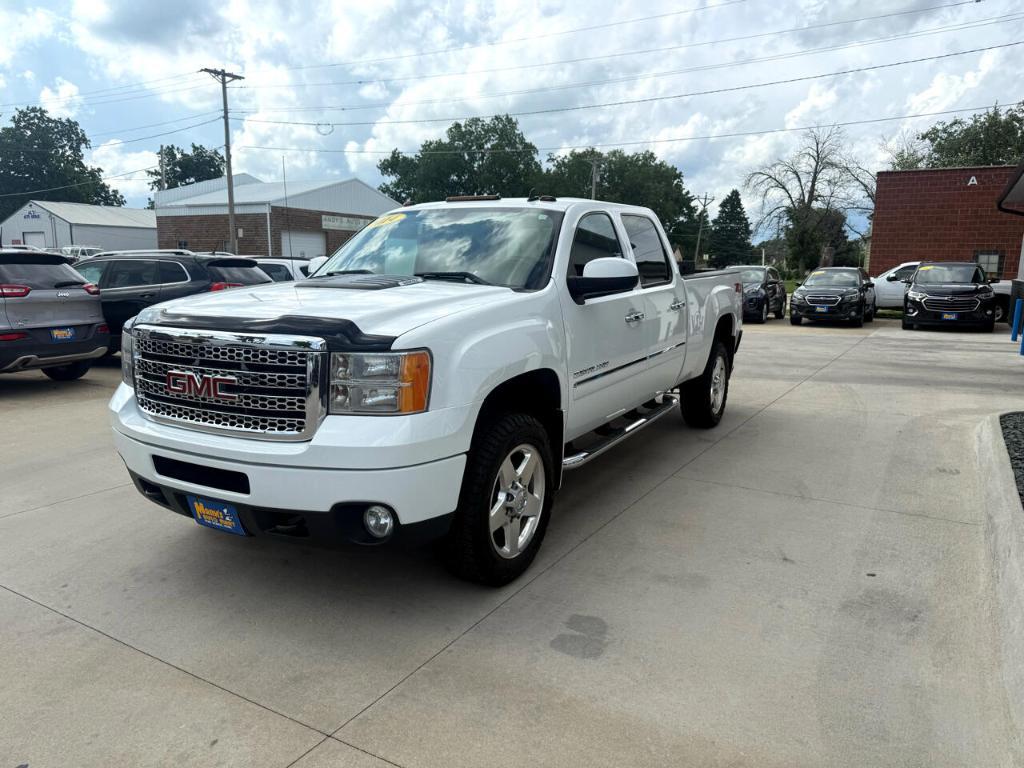 used 2014 GMC Sierra 2500 car, priced at $34,900