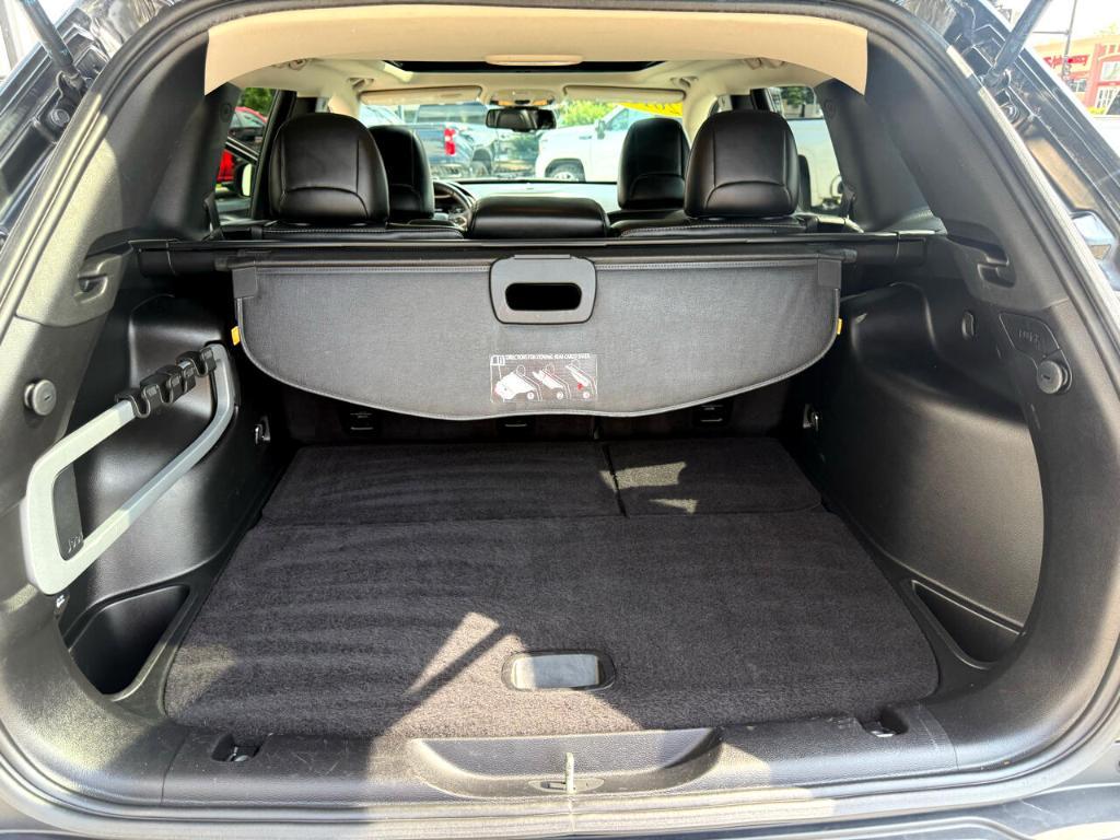 used 2015 Jeep Cherokee car, priced at $13,900