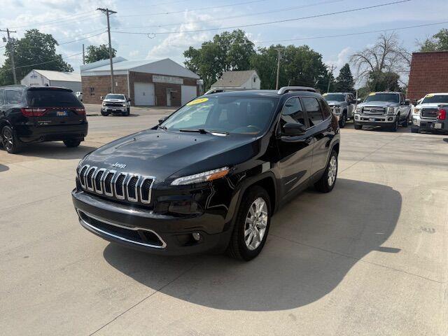 used 2015 Jeep Cherokee car, priced at $13,900