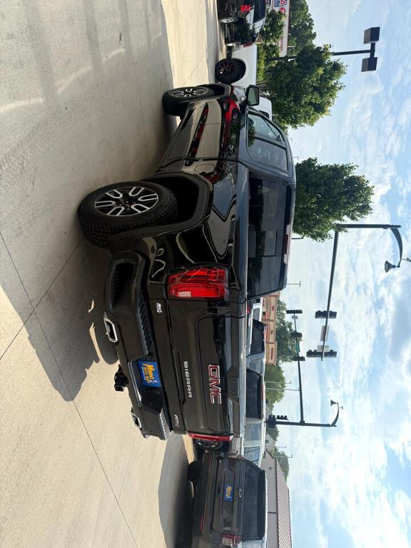 used 2021 GMC Sierra 1500 car, priced at $45,900