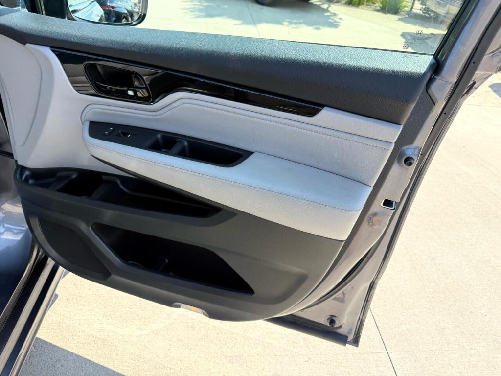 used 2019 Honda Odyssey car, priced at $25,900