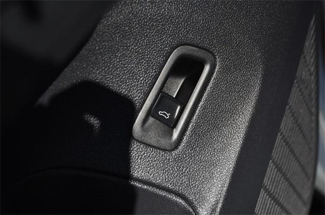 used 2025 Volkswagen Atlas car, priced at $38,995