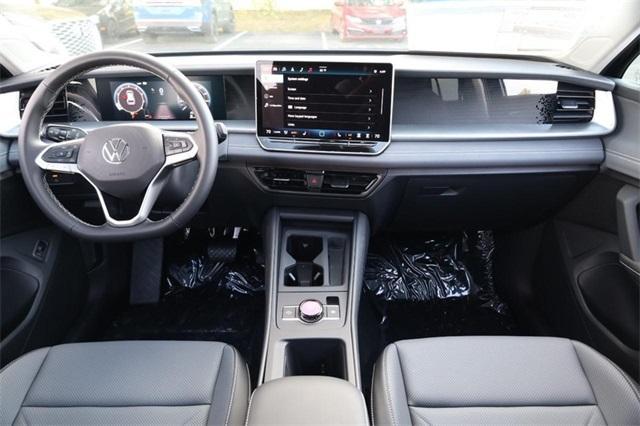 new 2025 Volkswagen Tiguan car, priced at $35,494