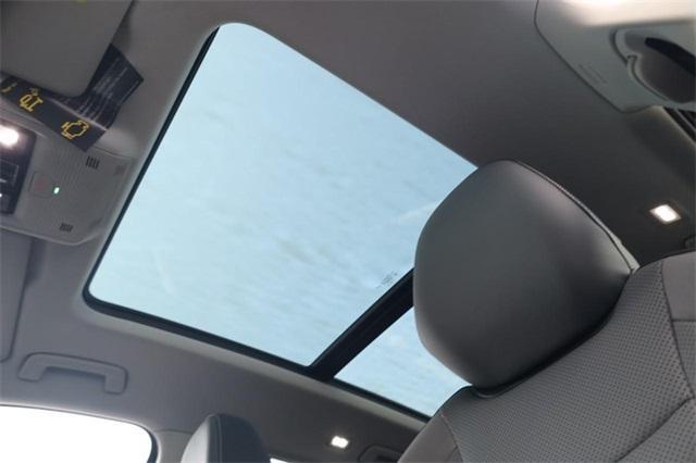 new 2025 Volkswagen Tiguan car, priced at $35,494