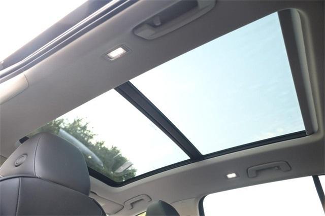 new 2025 Volkswagen Tiguan car, priced at $35,494