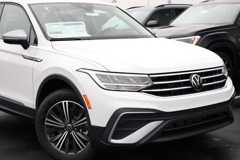 new 2024 Volkswagen Tiguan car, priced at $29,639