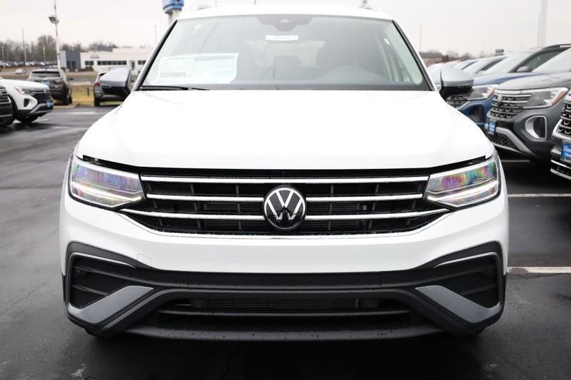 new 2024 Volkswagen Tiguan car, priced at $29,639